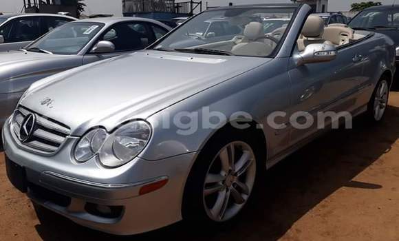 Buy Import Mercedes‒Benz SLK–Class Silver Car in Lome in Togo Buy Import Mercedes‒Benz SLK–Class Silver Car in Lome in Togo