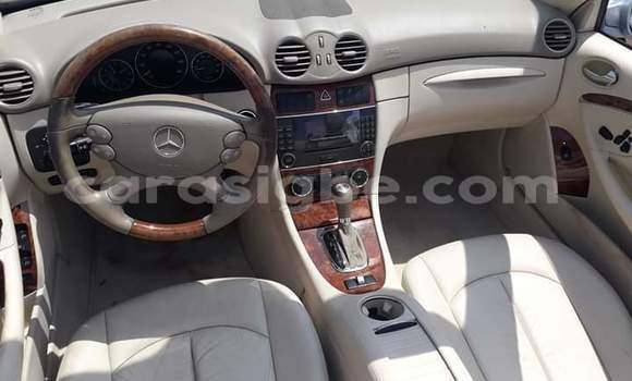 Buy Import Mercedes‒Benz SLK–Class Silver Car in Lome in Togo Buy Import Mercedes‒Benz SLK–Class Silver Car in Lome in Togo