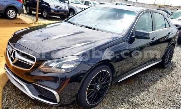 Acheter Occasion Voiture Mercedes‒Benz A-klasse AMG Noir à Lomé, Togo Acheter Occasion Voiture Mercedes‒Benz A-klasse AMG Noir à Lomé, Togo