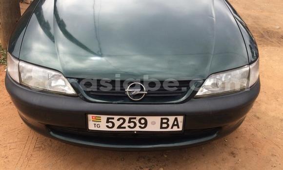 Acheter Occasion Voiture Opel Vectra Vert à Lomé, Maritime Acheter Occasion Voiture Opel Vectra Vert à Lomé, Maritime