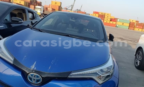 Acheter Occasion Voiture Toyota C-HR Bleu à Lomé, Togo Acheter Occasion Voiture Toyota C-HR Bleu à Lomé, Togo