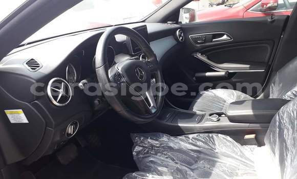 Acheter Occasion Voiture Mercedes‒Benz CLA-klasse Blanc à Lomé, Togo Acheter Occasion Voiture Mercedes‒Benz CLA-klasse Blanc à Lomé, Togo