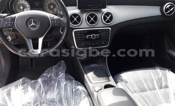 Acheter Occasion Voiture Mercedes‒Benz CLA-klasse Blanc à Lomé, Togo Acheter Occasion Voiture Mercedes‒Benz CLA-klasse Blanc à Lomé, Togo