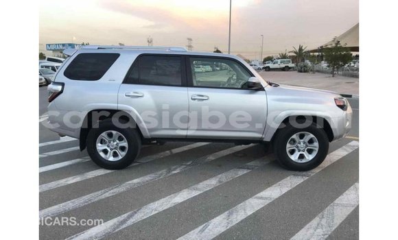 Acheter Import Voiture Toyota 4Runner Autre à Import - Dubai, Togo Acheter Import Voiture Toyota 4Runner Autre à Import - Dubai, Togo