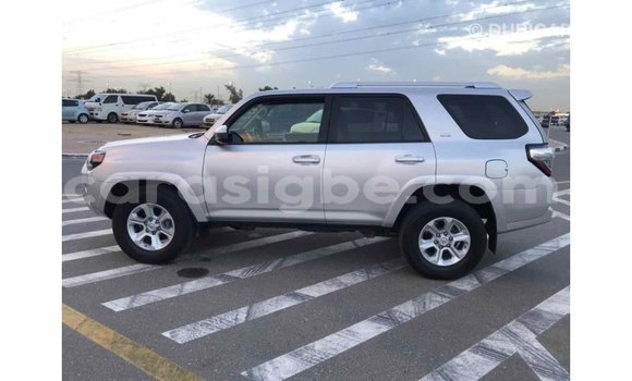 Acheter Import Voiture Toyota 4Runner Autre à Import - Dubai, Togo Acheter Import Voiture Toyota 4Runner Autre à Import - Dubai, Togo