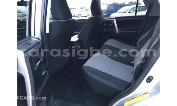 Acheter Import Voiture Toyota 4Runner Autre à Import - Dubai, Togo Acheter Import Voiture Toyota 4Runner Autre à Import - Dubai, Togo