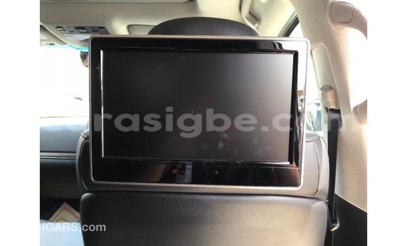 Buy Import Toyota Land Cruiser White Car in Import - Dubai in Togo Buy Import Toyota Land Cruiser White Car in Import - Dubai in Togo