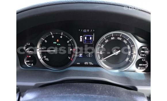 Buy Import Toyota Land Cruiser White Car in Import - Dubai in Togo Buy Import Toyota Land Cruiser White Car in Import - Dubai in Togo