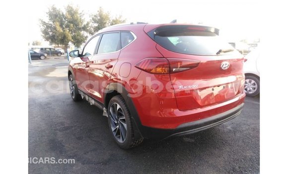 Acheter Import Voiture Hyundai Tucson Rouge à Import - Dubai, Togo Acheter Import Voiture Hyundai Tucson Rouge à Import - Dubai, Togo