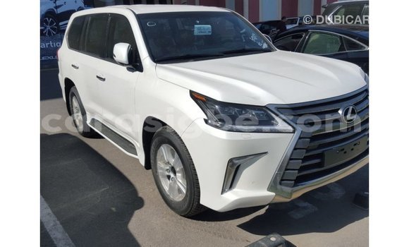 Acheter Import Voiture Lexus LX Blanc à Import - Dubai, Togo Acheter Import Voiture Lexus LX Blanc à Import - Dubai, Togo