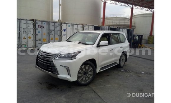 Acheter Import Voiture Lexus LX Blanc à Import - Dubai, Togo Acheter Import Voiture Lexus LX Blanc à Import - Dubai, Togo