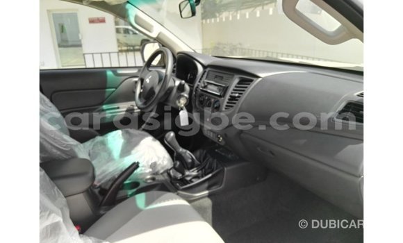 Buy Import Mitsubishi L200 White Car in Import - Dubai in Togo Buy Import Mitsubishi L200 White Car in Import - Dubai in Togo