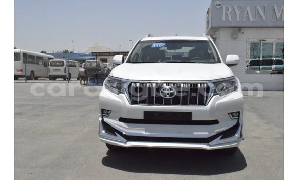 Buy Import Toyota Prado White Car in Import - Dubai in Togo
