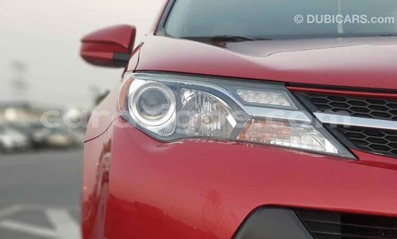 Acheter Import Voiture Toyota 4Runner Rouge à Import - Dubai, Togo Acheter Import Voiture Toyota 4Runner Rouge à Import - Dubai, Togo