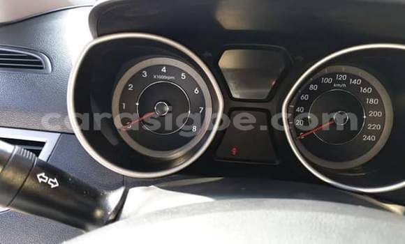 Buy Import Hyundai Avante White Car in Lome in Togo Buy Import Hyundai Avante White Car in Lome in Togo