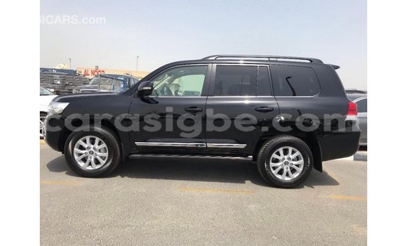 Acheter Import Voiture Toyota Land Cruiser Noir à Import - Dubai, Togo Acheter Import Voiture Toyota Land Cruiser Noir à Import - Dubai, Togo