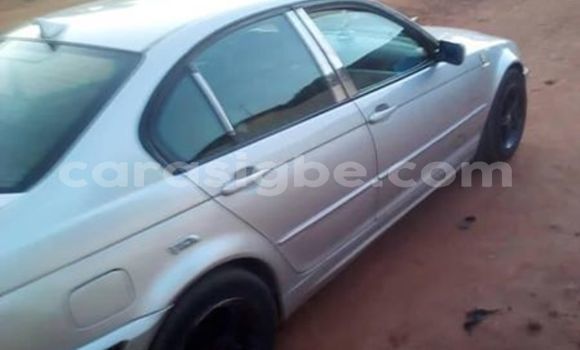 Acheter Occasion Voiture BMW 3–Series Gris à Lomé, Togo Acheter Occasion Voiture BMW 3–Series Gris à Lomé, Togo