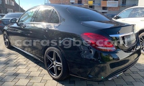 Buy Used Mercedes‒Benz C–Class Black Car in Lome in Togo Buy Used Mercedes‒Benz C–Class Black Car in Lome in Togo