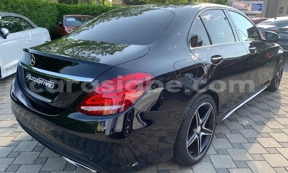 Buy Used Mercedes‒Benz C–Class Black Car in Lome in Togo Buy Used Mercedes‒Benz C–Class Black Car in Lome in Togo
