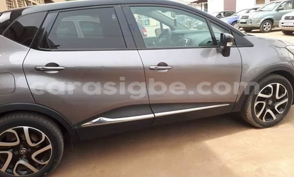 Buy Used Renault Captur Other Car in Lome in Togo Buy Used Renault Captur Other Car in Lome in Togo