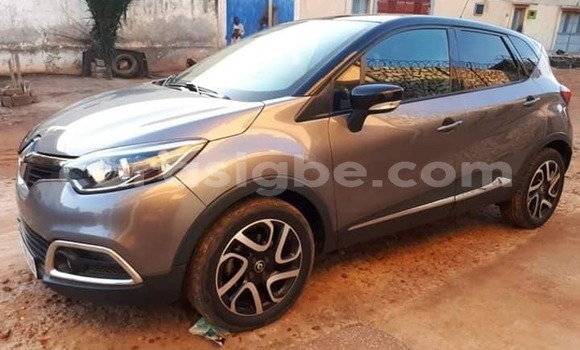 Buy Used Renault Captur Other Car in Lome in Togo Buy Used Renault Captur Other Car in Lome in Togo