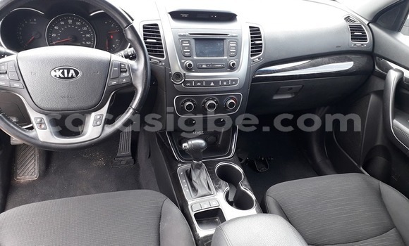 Buy Used Kia Sorento White Car in Lome in Togo Buy Used Kia Sorento White Car in Lome in Togo