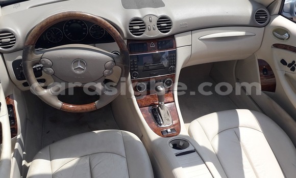 Buy Used Mercedes‒Benz SLK–Class Silver Car in Lome in Togo Buy Used Mercedes‒Benz SLK–Class Silver Car in Lome in Togo