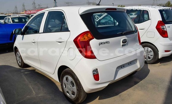 Acheter Import Voiture Kia Picanto Blanc à Import - Dubai, Togo Acheter Import Voiture Kia Picanto Blanc à Import - Dubai, Togo