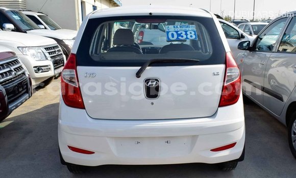 Acheter Import Voiture Hyundai i10 Blanc à Import - Dubai, Togo Acheter Import Voiture Hyundai i10 Blanc à Import - Dubai, Togo