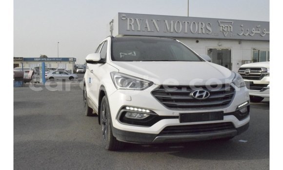 Buy Import Hyundai Santa Fe White Car in Import - Dubai in Togo