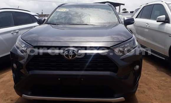 Acheter Occasion Voiture Toyota RAV4 Noir à Lomé, Maritime Acheter Occasion Voiture Toyota RAV4 Noir à Lomé, Maritime