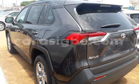 Acheter Occasion Voiture Toyota RAV4 Noir à Lomé, Maritime Acheter Occasion Voiture Toyota RAV4 Noir à Lomé, Maritime