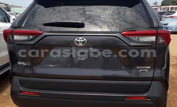 Acheter Occasion Voiture Toyota RAV4 Noir à Lomé, Maritime Acheter Occasion Voiture Toyota RAV4 Noir à Lomé, Maritime