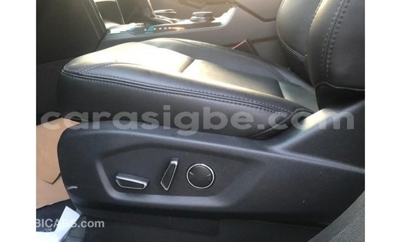 Acheter Import Voiture Ford Explorer Autre à Import - Dubai, Togo Acheter Import Voiture Ford Explorer Autre à Import - Dubai, Togo