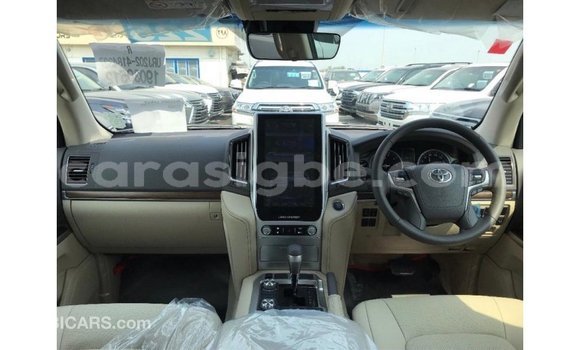 Acheter Import Voiture Toyota Land Cruiser Autre à Import - Dubai, Togo Acheter Import Voiture Toyota Land Cruiser Autre à Import - Dubai, Togo