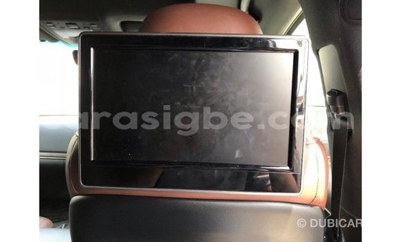 Acheter Import Voiture Toyota Land Cruiser Blanc à Import - Dubai, Togo Acheter Import Voiture Toyota Land Cruiser Blanc à Import - Dubai, Togo