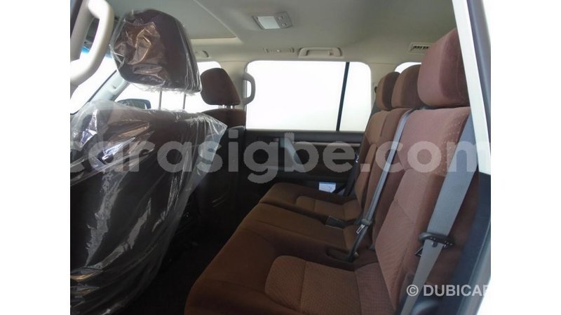 Big with watermark 90b87869 3e33 4a14 be0d bc852b297292