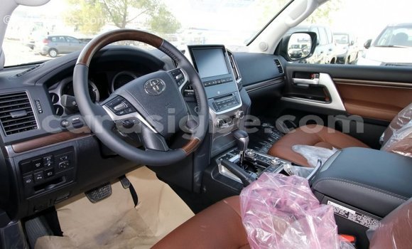 Buy Import Toyota Land Cruiser Black Car in Import - Dubai in Togo Buy Import Toyota Land Cruiser Black Car in Import - Dubai in Togo
