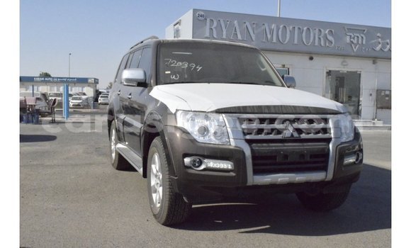 Buy Import Mitsubishi Pajero Brown Car in Import - Dubai in Togo