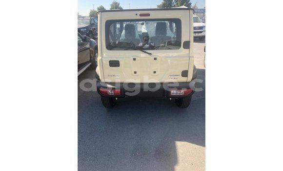 Acheter Import Voiture Suzuki Jimny Beige à Import - Dubai, Togo Acheter Import Voiture Suzuki Jimny Beige à Import - Dubai, Togo