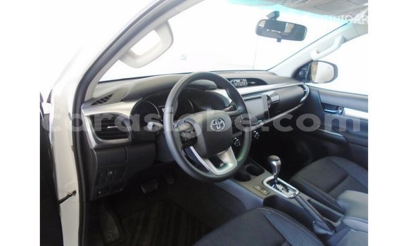 Buy Import Toyota Hilux White Car in Import - Dubai in Togo Buy Import Toyota Hilux White Car in Import - Dubai in Togo