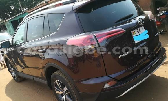 Acheter Occasion Voiture Toyota RAV4 Rouge à Lomé, Maritime Acheter Occasion Voiture Toyota RAV4 Rouge à Lomé, Maritime