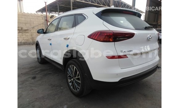 Acheter Import Voiture Hyundai Tucson Blanc à Import - Dubai, Togo Acheter Import Voiture Hyundai Tucson Blanc à Import - Dubai, Togo