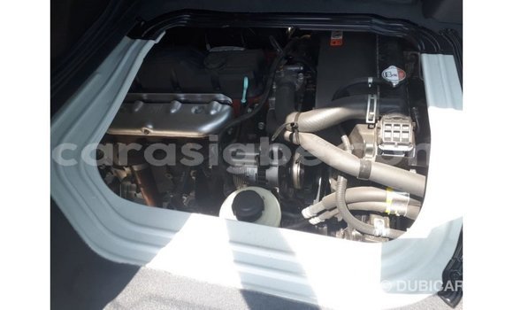 Acheter Import Voiture Kia Carens Blanc à Import - Dubai, Togo Acheter Import Voiture Kia Carens Blanc à Import - Dubai, Togo