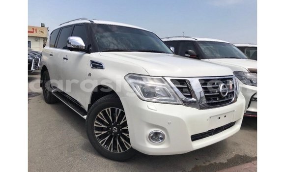 Buy Import Nissan Patrol White Car in Import - Dubai in Togo Buy Import Nissan Patrol White Car in Import - Dubai in Togo