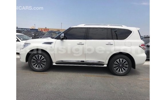 Buy Import Nissan Patrol White Car in Import - Dubai in Togo Buy Import Nissan Patrol White Car in Import - Dubai in Togo