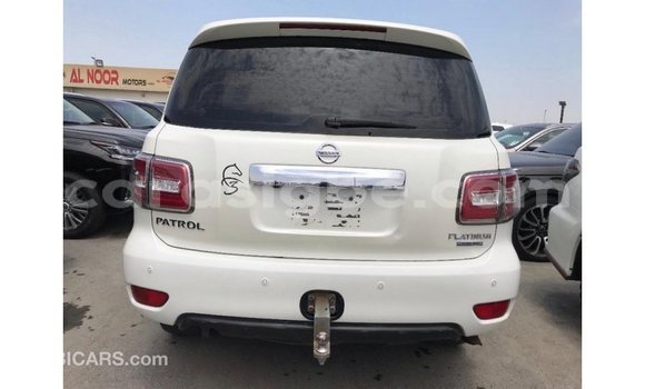 Buy Import Nissan Patrol White Car in Import - Dubai in Togo Buy Import Nissan Patrol White Car in Import - Dubai in Togo
