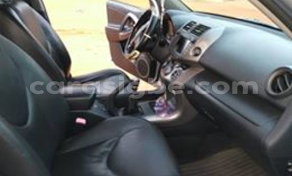 Acheter Occasion Voiture Toyota RAV4 Gris à Lomé, Togo Acheter Occasion Voiture Toyota RAV4 Gris à Lomé, Togo