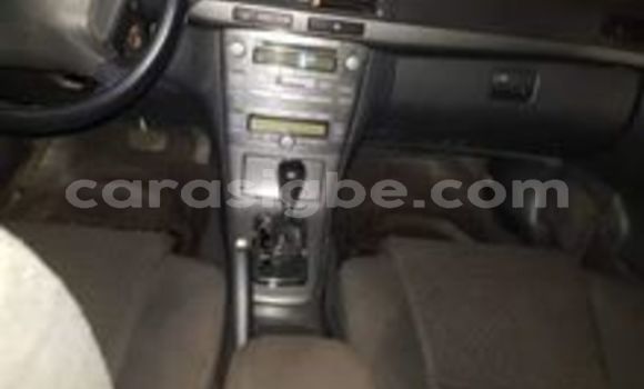 Acheter Occasion Voiture Toyota Avensis Bleu à Lomé, Togo Acheter Occasion Voiture Toyota Avensis Bleu à Lomé, Togo