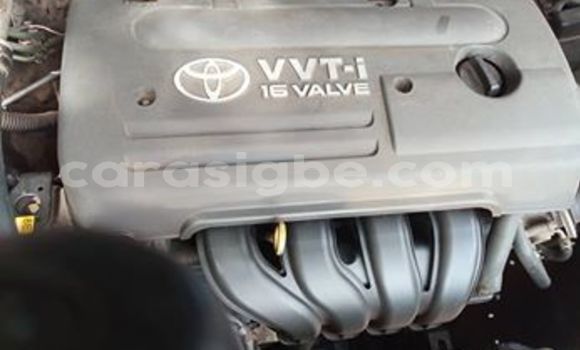 Acheter Occasion Voiture Toyota Corolla Verso Gris à Lomé, Togo Acheter Occasion Voiture Toyota Corolla Verso Gris à Lomé, Togo